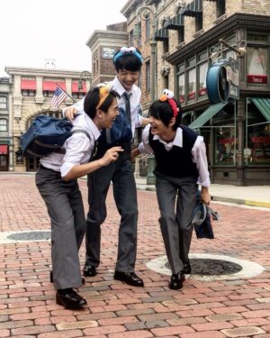 Fuju Kamio Instagram - これはもう全員素の笑顔。
#USJ #ユニバ #遊び方無限大 
#青春は一瞬で無限大だ