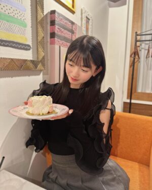 Fuka Kumazawa Instagram - 今日は可愛いケーキ食べたよ🎂❤︎