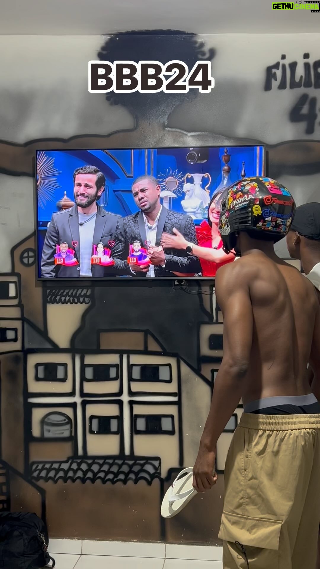 Fumassa Alves - 27K Likes - Pretos no topo!!!! ✊🏿😭🤴🏾
DAVI CAMPEÃO 🥇