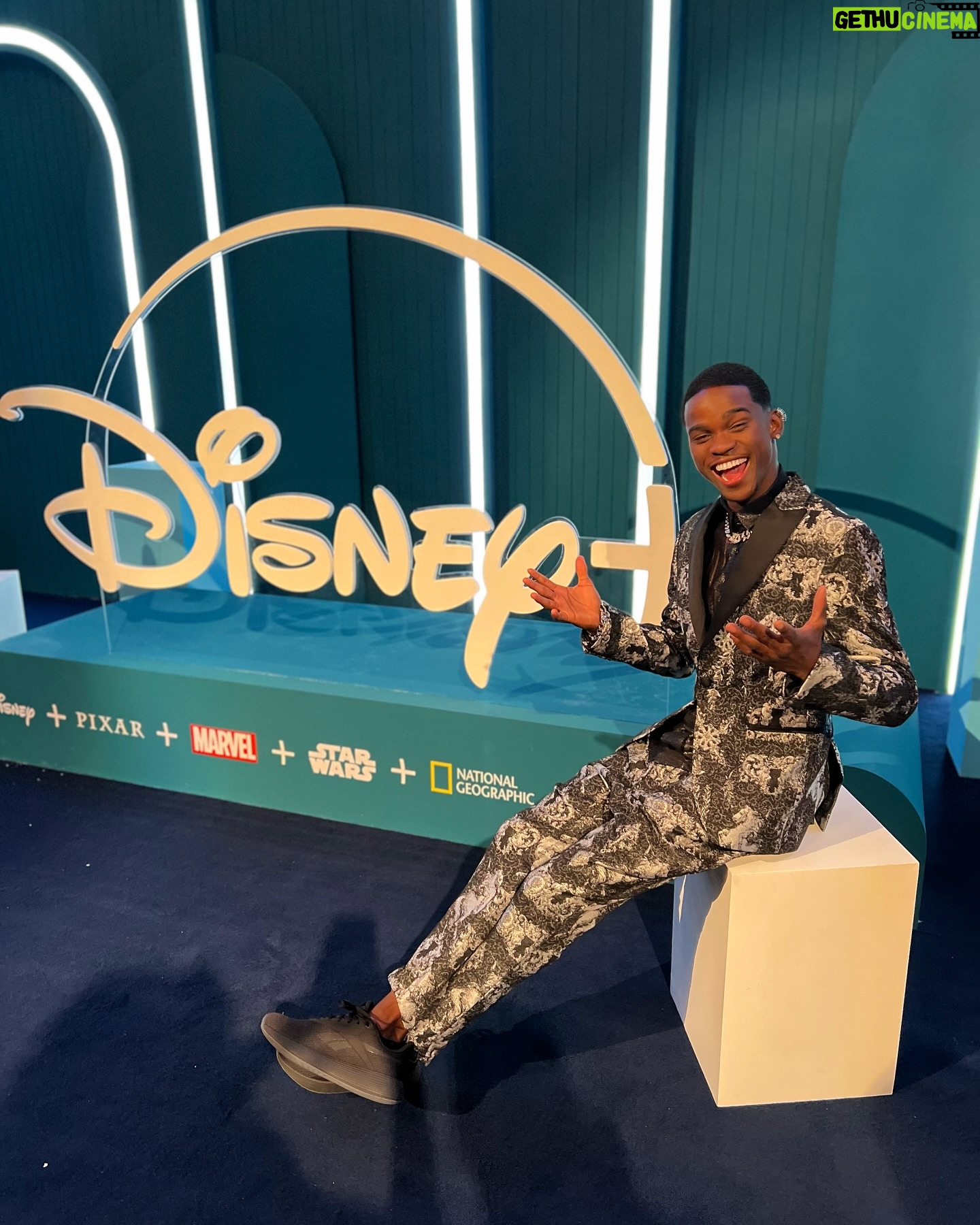 Fumassa Alves - 9.7K Likes - Ooo mãe seu filho agora é talento Disney mãe, tá acontecendo, eu disse pra senhora que ia dar certo 😭💪🏿