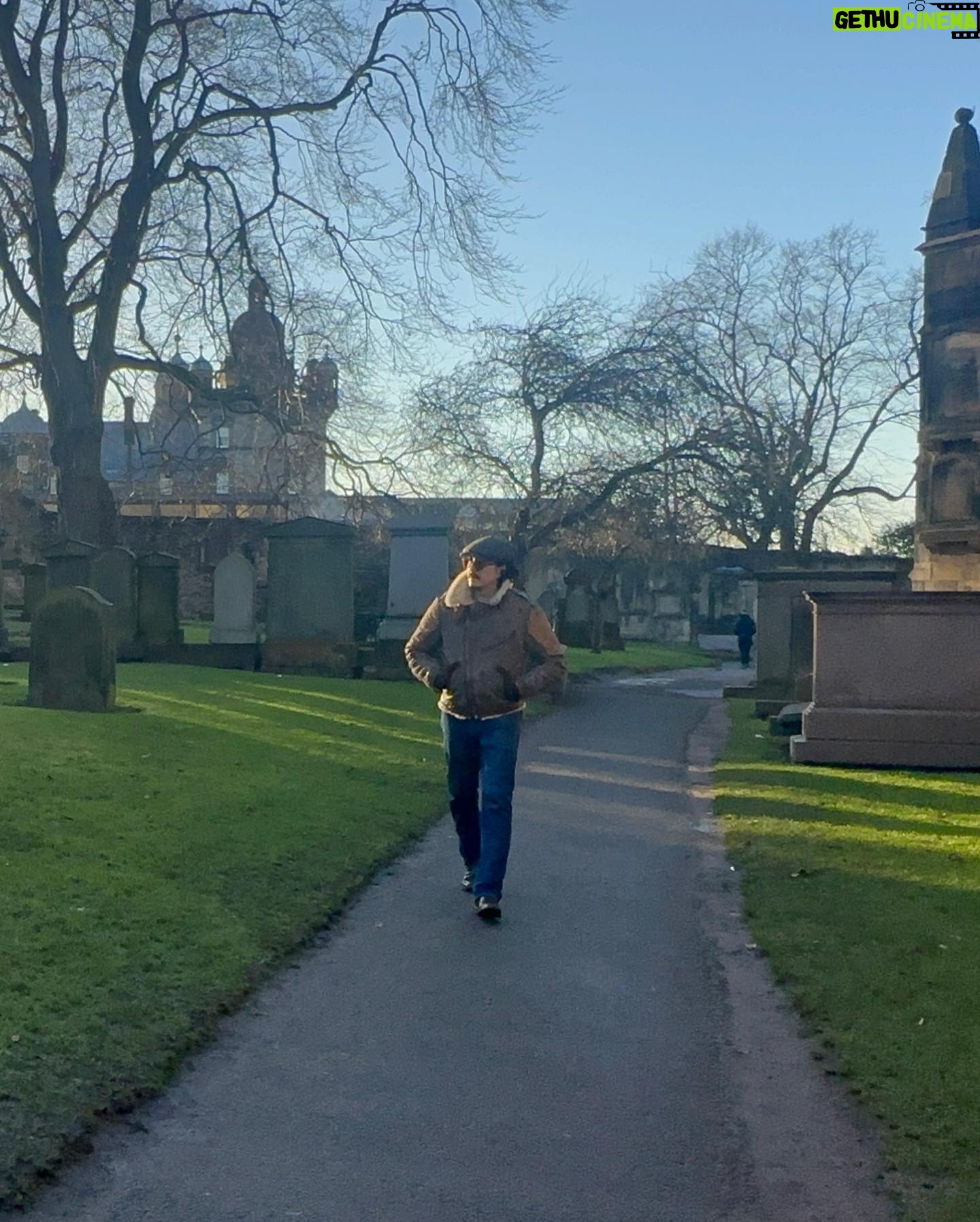 Gabriel Luna - 4.3K Likes - Greyfriars Kirkyard. #edinburgh #MementoMori 🏴 💀 💐