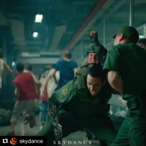 Gabriel Luna Instagram - ⚔️🤖💀🤖⚔️ @terminator #terminatordarkfate #rev9