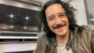 Gabriel Luna Instagram - Weekend fun in Vancouver! 

Tomorrow 4/6 3pm-6pm, we will be doing a Comic Book Shop Hangout/Signing at @gacvan. It’s completely free (except for the cool comics and collectibles y’all are gonna buy from this great shop!). 

Sunday 4/14- @smasvarietyshow at @chillpillcomedy1 at 7pm. I’ll be playing some tunes along with other great acts like @ivanwdecker @chickenfriedboobs @riki_1128 and more! Link for tickets in bio. 

See y’all there! 🫶🏽🤘🏽