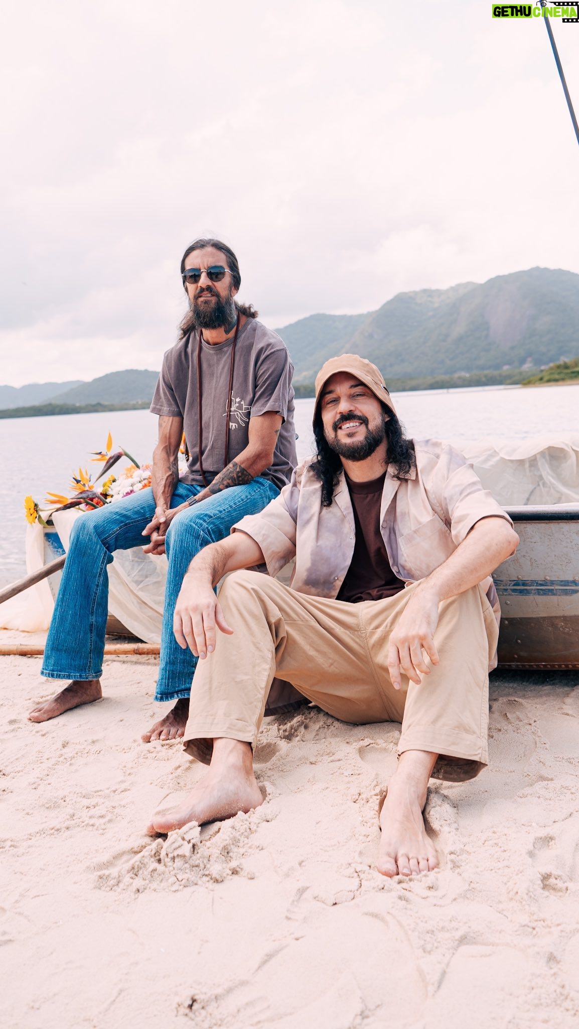 Gabriel, O Pensador - 13.8K Likes - Liberdade está no ar! Videoclipe com meu amigo
@armandinhoebanda Assista agora
no canal Gabriel O Pensador, no @youtubebrasil