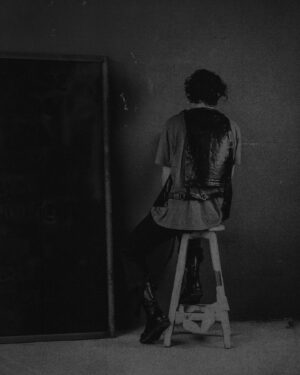 Gabriel O'Shea Instagram - Portrait in the studio (2023) 

New website online now: www.gabrieloshea.com 

#gabrieloshea #artstudio