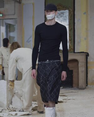 Gabriel O'Shea Instagram - Some of the pieces I made for my collaboration with @airei.la for their AW23 (Refuge, Deluge, Transfuge) collection presented at Paris Fashion Week.

Many thanks to @drewcurryx and the whole team who did a wonderful job.

(Sculptures made of plaster, dust, human hair, pigments, earth and remains [variable dimensions]).

www.gabrieloshea.com

#gabrieloshea #airei #parisfashionweek2023