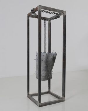 Gabriel O'Shea Instagram - Cada uno llevará su propia carga (2022)
(Concrete, nails, metal chain and metal framework [k 150h x 50w x 50d cm]) 
-
#gabrieloshea#figurativesculpture#abstractsculpture#metalsculpture#esculturacontemporanea#esculturafigurativa#concreteart#concreteartist#artexhibition
