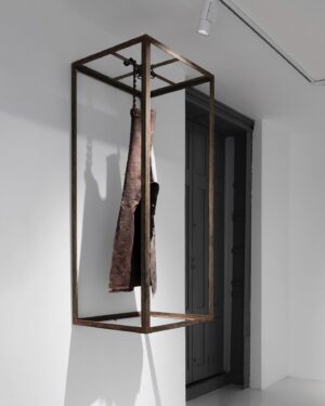 Gabriel O'Shea Instagram - Tan Poco

(18th century painting hanging with rusted chains on metal frame)

180h x 70w x 70d cm

2022

4: ¨Tampoco¨ Francisco De Goya, from the series of  plates ¨Desastres de la guerra¨ (1810-1815).l

The title of this engraving was originally handwritten by Goya as ¨Tan poco¨, although no copies are preserved with that title since it was later modified by erasing the n and writing an m that remains in the definitive title…

#franciscodegoya#gabrieloshea#galeriahilariogalguera
@galeriahilariogalguera