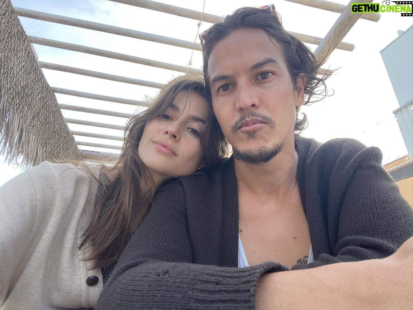Gabriela Quezada Bloomgarden - 1.2K Likes - photo dump? photos found on @a_cataldo phone
...preparing to lose followers in 3,2,1...
