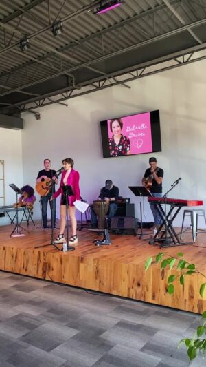 Gabriella Graves Instagram - ORIGINAL ALBUM RELEASE PARTY!!! thank you to everyone who came out and made this SO SPECIAL!!!!