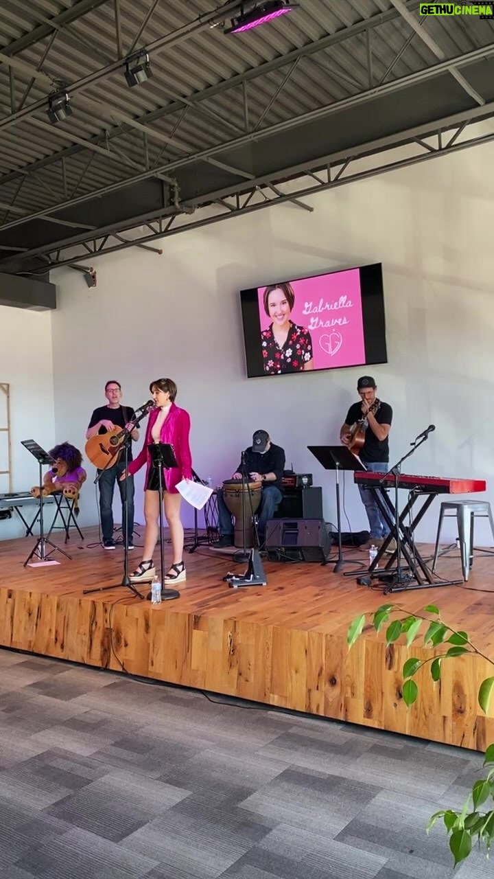 Gabriella Graves - 372 Likes - ORIGINAL ALBUM RELEASE PARTY!!! thank you to everyone who came out and made this SO SPECIAL!!!!