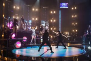 Gabrielle Fontaine Instagram - Retour sur la soirée la plus intense de ma vie 💥
ZENITH 
Merci follement @emissionzenith @icirctele @prodkotv @cloutierv @sam.chouinard7 @domanctil @chicotv1 @patoudezo @la_proulx @maxime_lalanne_ @sambeauche @marquiselyse @claudiabouvette @phoenixantoine @annievofficiel @dave_summer @lememphis 
Merci aux meilleurs danseurs, aux musiciens de feu, à toute l’équipe technique, au CCM et au public !!!
Photos de rêve par @rousseaufoto