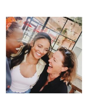 Gabrielle Walsh Instagram - Love these ladies! 

#SnapCracklePop ✨💕