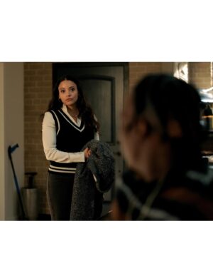Gabrielle Walsh Instagram - Can Lacey handle the truth? 

Tonight 10/9 c @nbc next day on @peacock 

#NBCFound