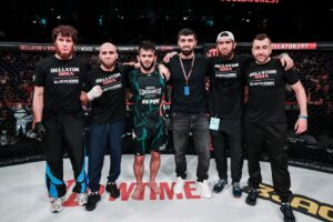 Gadzhi Rabadanov Instagram - @bellatormma Трудовая победа !
@nurmagomedov_mma_school