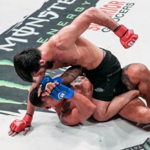 Gadzhi Rabadanov Instagram - 𝐎𝐧𝐞 𝐨𝐟 𝐭𝐡𝐞 𝐛𝐞𝐬𝐭 𝐠𝐫𝐚𝐩𝐩𝐥𝐞𝐫𝐬 𝐨𝐧 𝐭𝐡𝐞 𝐁𝐞𝐥𝐥𝐚𝐭𝐨𝐫 𝐋𝐖 𝐫𝐨𝐬𝐭𝐞𝐫! 🔥

Join us in wishing a happy birthday to the surging Gadzhi Rabadanov! 🎉 #Bellator
