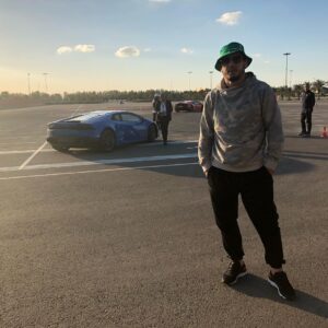 Gadzhimurad Khiramagomedov Instagram - Бахрейн 🇧🇭 встретил лучезарно. Баркалла братьям за гостеприимство @zubair_ooo @renat_abu_ahmad ✊🏼В гостях хорошо, а дома лучше😉#Виза#Отдых#Бахрейн#Krepost