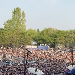 Gaeko Instagram - 힙플페2024 🙌🏻 feat. @ziont @ph1boyyy @jnkmsc 💛 @hiphopplaya @hiphopplayafestival