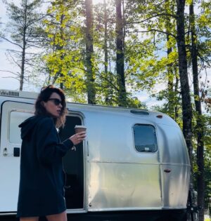 Gaëlle Pietri Instagram - ⭐️ OUR 🇺🇸 TOUR ⭐️ 👩‍👦 Random pictures #mother&son #roadtrip 
Big up to our family @fiatcafenyc ❣️