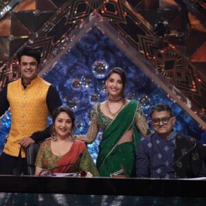 Gajraj Rao Instagram - If the electricity goes out, there’s no need to worry if Madhuri ji is in the room. Her mere presence lights up the ambiance. I can’t recall a single dull or gloomy day on the sets of Maja Ma when Madhuri ji was around. Her smile is radiant, and her laughter is infectious. Though Dr. Nene may be the medicinal expert at home, in my opinion, Madhuri ji is the true MD of happiness and positivity. May your presence continue to sparkle on studio sets and screens for decades to come. Happy birthday, Madhuri ji! @madhuridixitnene #happybirthday #majamaonprime @anandntiwari @primevideoin