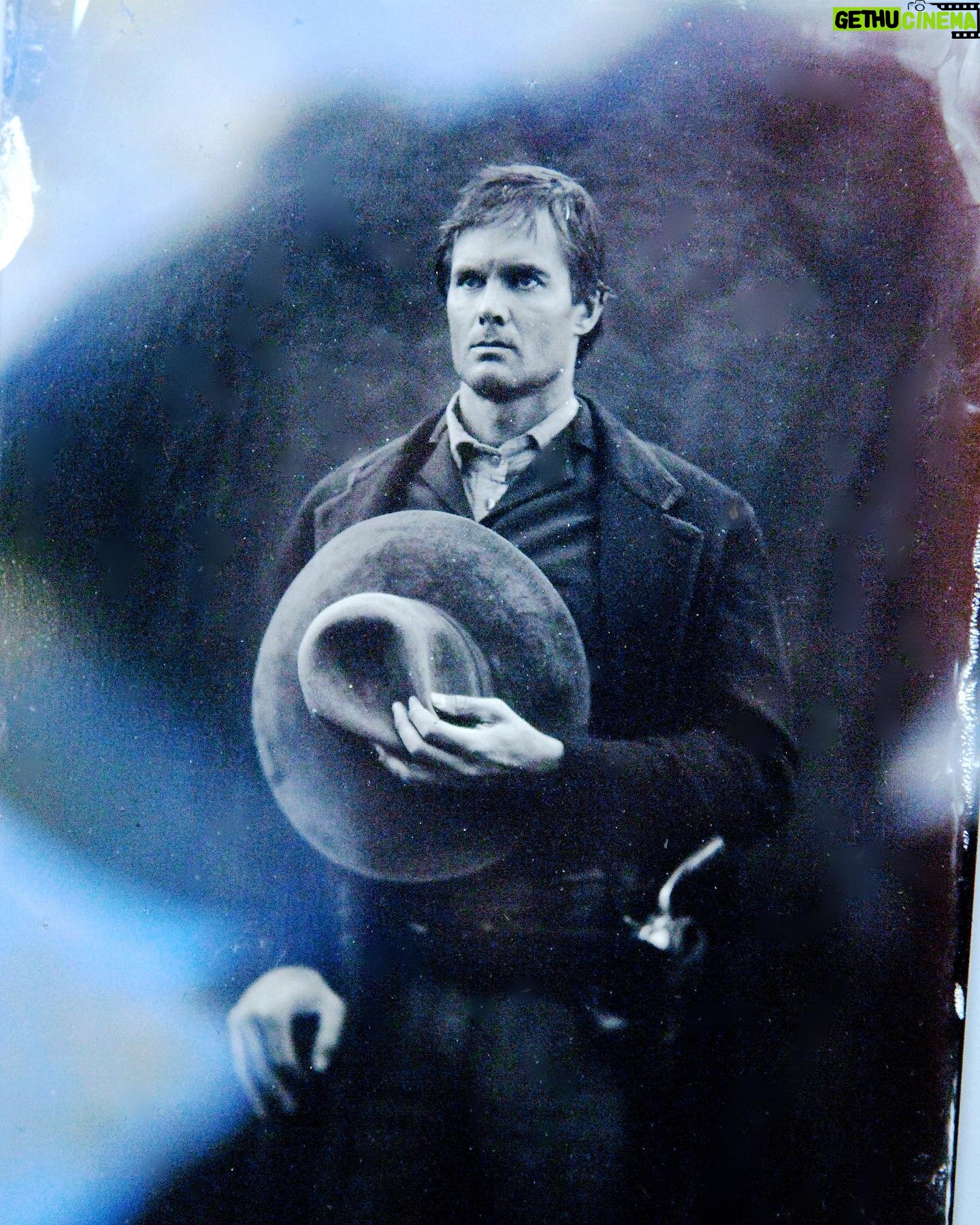 Garret Dillahunt - 5.2K Likes - As #Blonde prepares to drop later this month, I thought I’d share a few pics from one of Andrew Dominik’s earlier works, “The Assassination of Jesse James By the Coward Robert Ford,” which just turned 15 a few days ago. Loved this experience. Great director, great cast (#BradPitt, #SamRockwell, #SamShepard and so many unpictured) and the great DP #RogerDeakins in the last frame, lighting the train robbery scene (I would work with him again later that same year on “No Country for Old Men”). Seeing this candid of Shepard here as Frank James is bittersweet.