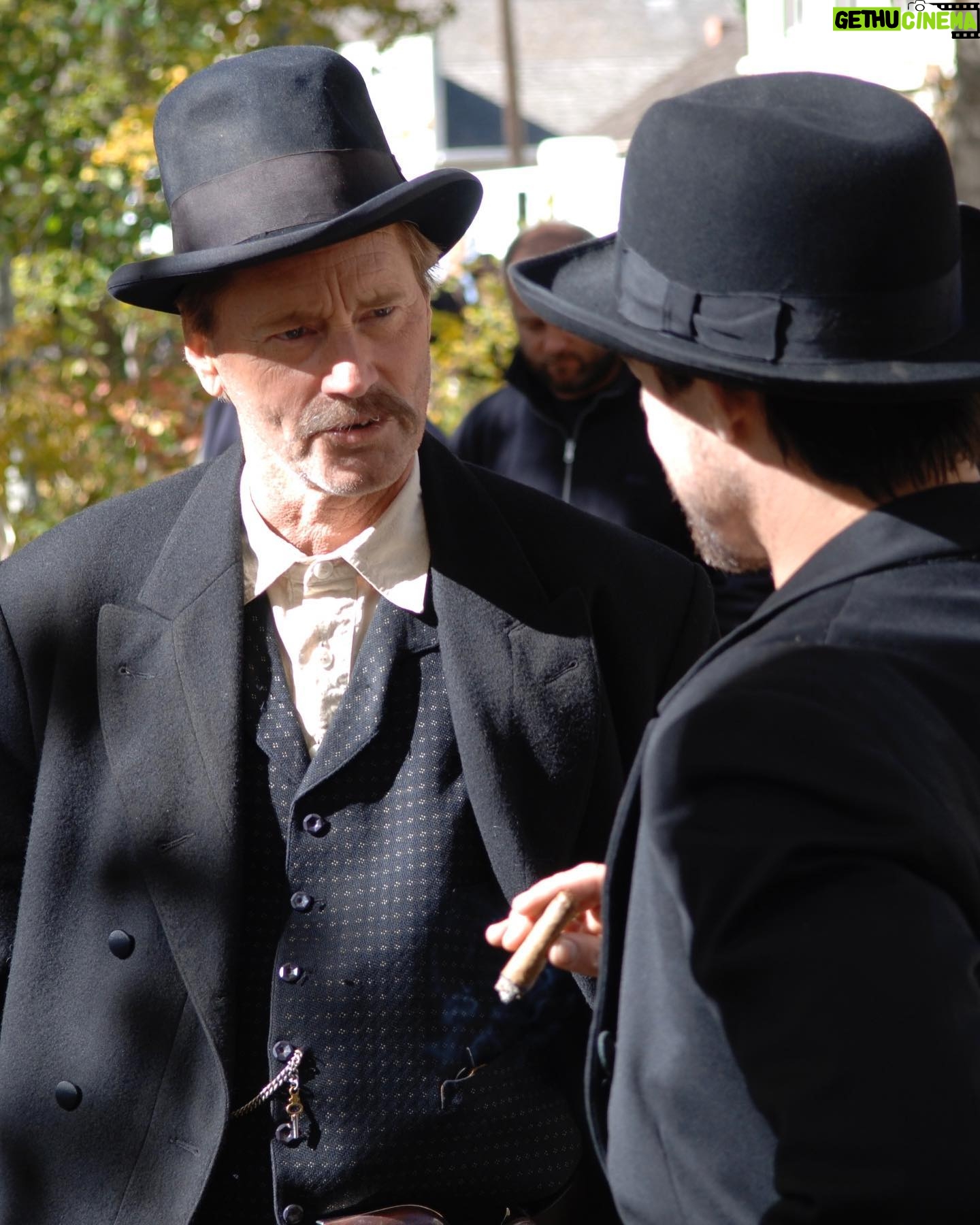 Garret Dillahunt - 5.2K Likes - As #Blonde prepares to drop later this month, I thought I’d share a few pics from one of Andrew Dominik’s earlier works, “The Assassination of Jesse James By the Coward Robert Ford,” which just turned 15 a few days ago. Loved this experience. Great director, great cast (#BradPitt, #SamRockwell, #SamShepard and so many unpictured) and the great DP #RogerDeakins in the last frame, lighting the train robbery scene (I would work with him again later that same year on “No Country for Old Men”). Seeing this candid of Shepard here as Frank James is bittersweet.