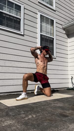 Garrett Miller Instagram - Keeping the core strong from all angles. 

5 rounds:
Side plank crunch (30sec) 
Kneeling side crunch (30 sec) 
Side plank rotations (30 sec)