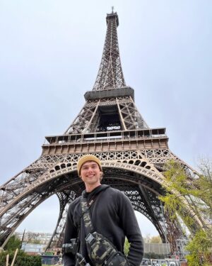 Garrett Wareing Instagram - As of Late: Paris Edition

Art. Awe. Culture. Kindness. 

I’ve begun my solo expedition across Europe - France was… magnificent. Important. 

Just me, a backpack, and some new friends along the way. Feeling deeply grateful and blessed. 

Love is everywhere. 

Je t’aime 

“What would life be if we had no courage to attempt anything” - Van Gogh