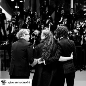 Gary Oldman Instagram - Gary Oldman & Gisele Schmidt <3
@festivaldecannes 

📸: @giovannaonofri 

#garyoldman #giseleschmidt #redcarpet #festivaldecannes #cannes77 #photography #giovannaonofriphotography