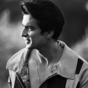 Gashmeer Mahajani Instagram - Humble enough to know that I can be replaced, Wise enough to know that there is no one else like me 💎✨

📸 : @gauravbajaj07