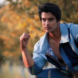 Gashmeer Mahajani Instagram - Humble enough to know that I can be replaced, Wise enough to know that there is no one else like me 💎✨

📸 : @gauravbajaj07