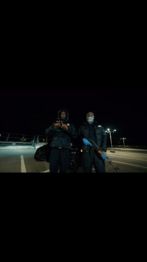 Gato Da Bato Instagram - 🏴‍☠️
@47vanilla quelqu’un m’envoie ça sur mon DM, j’aime ça 
@bluezlushi4 💪🏿
#aunomdekelanight 
La piraterie n’est jamais fini 
#ZOELAND #92I #SAL #NU⭐️AR