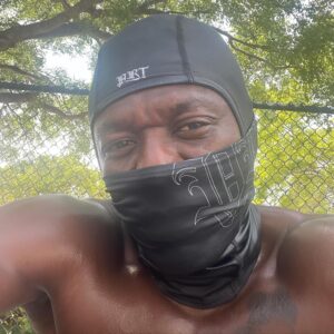 Gato Da Bato Instagram - 🏴‍☠️
tu dois t’entraîner même si tu ne veux pas 👌🏿
#aunomdekelanight 
La piraterie n’est jamais fini 
#ZOELAND #92I #SAL #NU⭐️AR