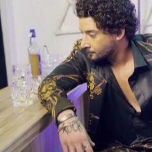 Gautam Vig Instagram - BTS 🎥 

Love the lyrics ❤️

#gautamsinghvig