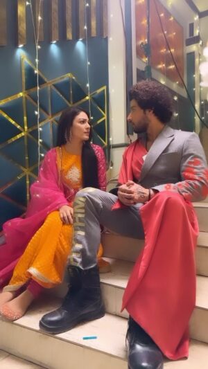 Gautam Vig Instagram - 🤌🤌 #jorahi
#couplegoals #relationshipadvice #relatable #friendshipgoals #reelsinstagram #reelstrending
