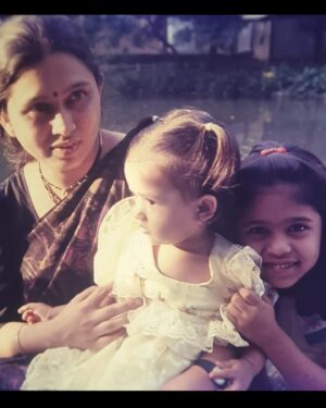 Gautami Deshpande Instagram - Happy Mother’s Day my everything!!! बाई तुम्ही सुंदर आहात 😘😘😘😘😘 @pratibha.deshpande.7  @mrunmayeedeshpande #mother #mothersday #motherhood #aai #love