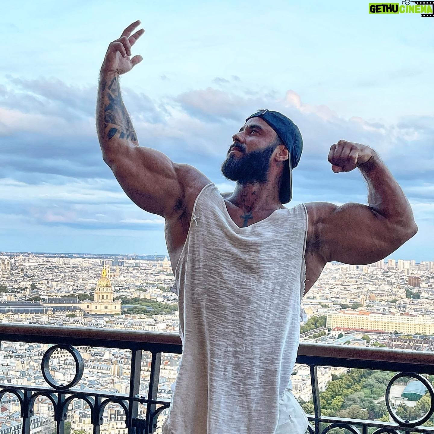 Gauthier El Himer - 3 Likes - Tour Eiffel FLEX 💥 #eiffeltower