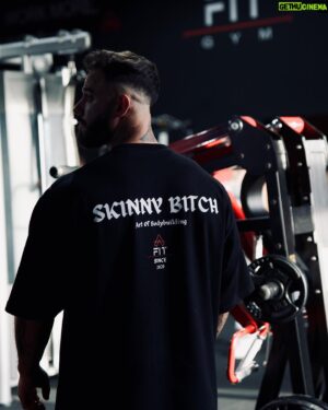 Gauthier El Himer Instagram - 🔺 Dispo sur Afitgym.fr 🔺

🔺 Full Oversized 🔺