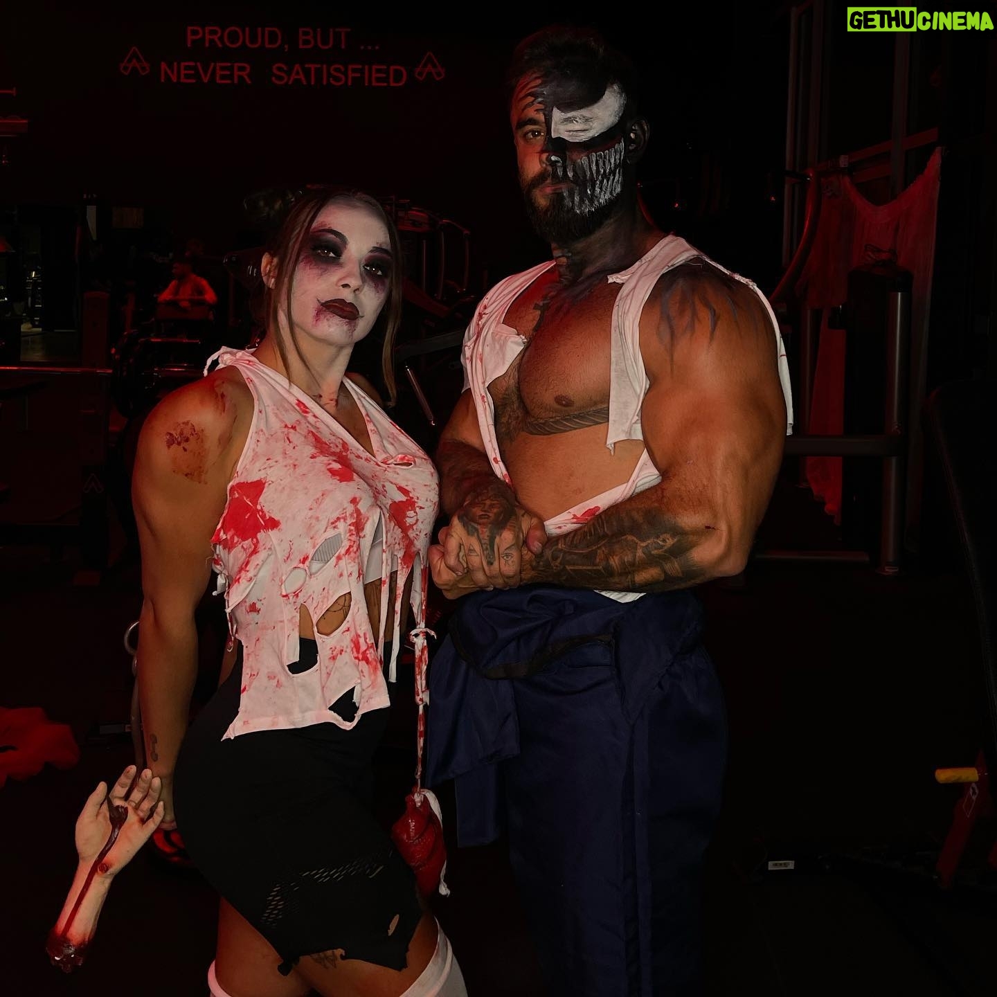 Gauthier El Himer - 1.2K Likes - Halloween 2022 ❤️
Make Up By @noelinemakeup 💄
Merci à toute la team AfitGym d’être toujours présent vous êtes au top 🙏
.
🎃❤️
.
.
#afit #fitness #bodypositive #body #bodybuilding #halloween #halloweenmakeup