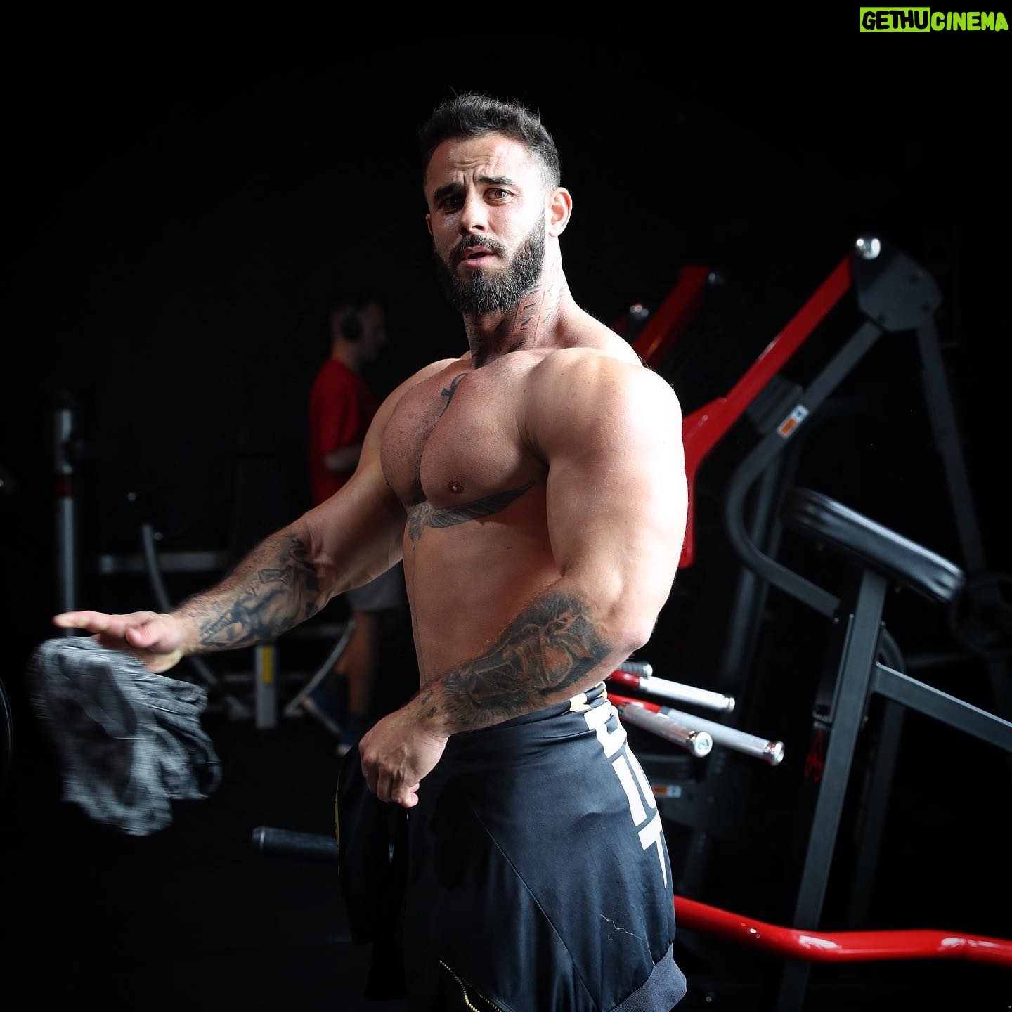 Gauthier El Himer - 3 Likes - 🔺OLYMPIA / J-206 🔺
• En pleine prise de masse 💪🏽
#musculation #bodybuilding #motivation