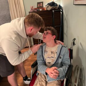 Gavin McHugh Instagram - My big brother is my best helper on set!