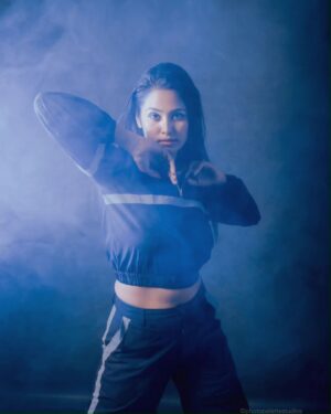 Gayathri Sri Instagram - Brave and beautiful. 

Fav photography @photopalettestudios 
Mua @jiyamakeupartistry