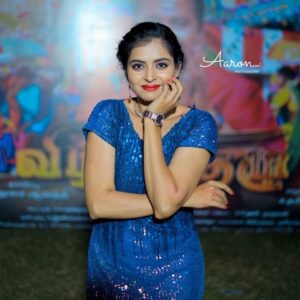 Gayatri Rema Instagram - Feeling blue, when I'm trying to forget the feeling that I miss you......

Click courtesy - @aaron_official_2000

#gayatrirema #vizhithezhu #audiolaunchevent #prasadlabs #invitedfans #nobodycame #stillhappythough #amazingevening #actresslife #tamilheroine #playingacop #bluegown