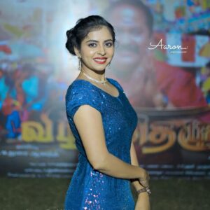 Gayatri Rema Instagram - Blue luxury 💙💙💙

P.C - @aaron_official_2000

#gayatrirema #audiolaunchevent #vizhithezhu #bluegown #actress #tamilactress #grateful #happy #actresslife #blessedwithagoodlife #lovemywork #workaholiclife #lookingforwardtoagreatcareer  #prasadlabs #invitedfans #nobodycame #stillhappythough #amazingevening #tamilheroine #playingacop