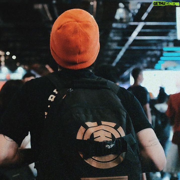 Gaybol - 698 Likes - La dos corredores da @brasilgameshow pela perfeita @caroleaks
.
.
#gamer #nerd #otario