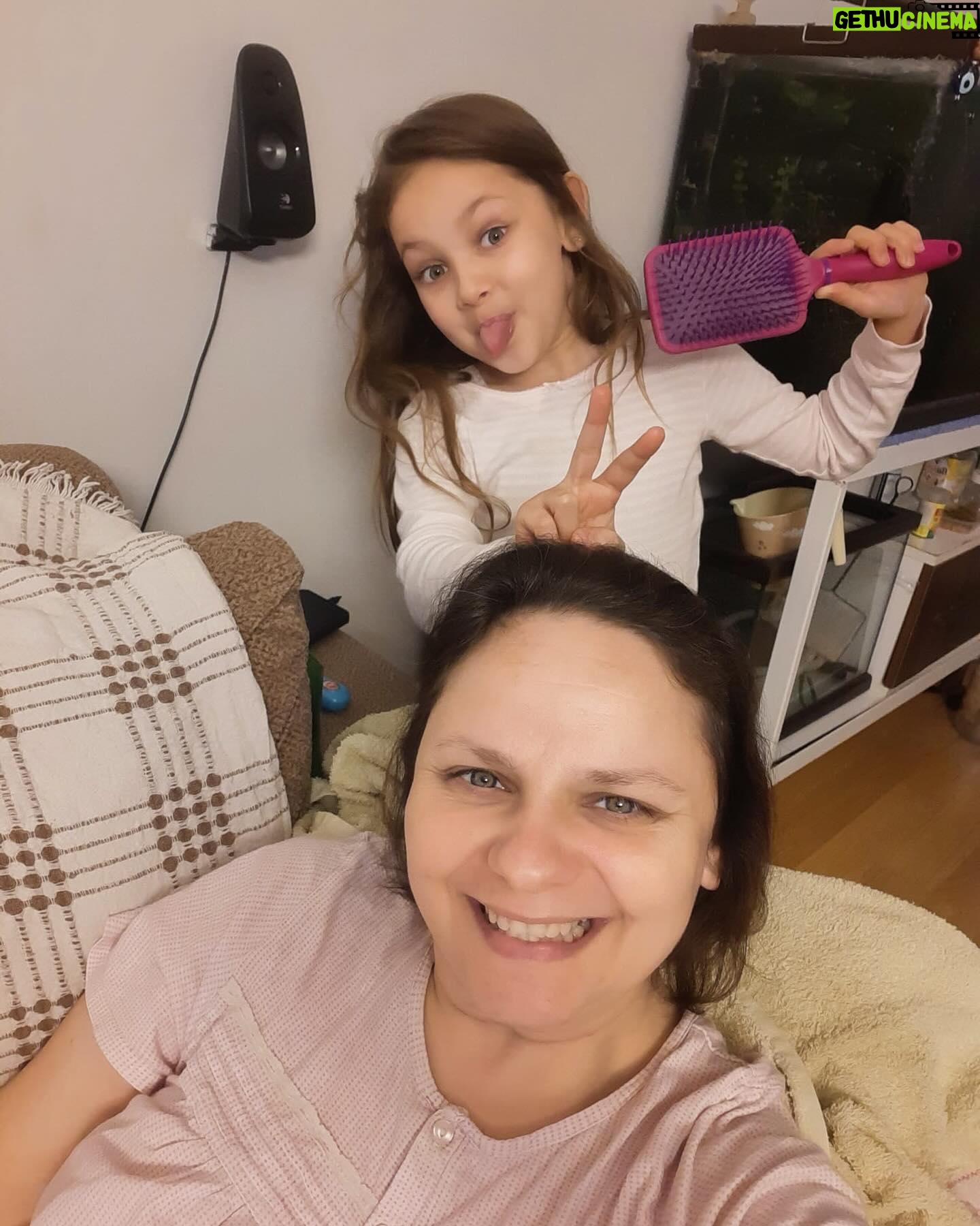 Gece Işık Demirel - 2.5K Likes - Herkesin Anneler Günü Kutlu Olsun ❤️
#annelergünü #mothersday