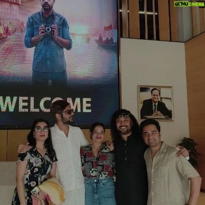 Geetika Vidya - 257 Likes - Squad goals achieved! Team Barah By Barah visited Delhi to spread the word about the last death photographer of Manikarnika. Wondering who he is? Visit your nearest cinemas on 24th May to find out!