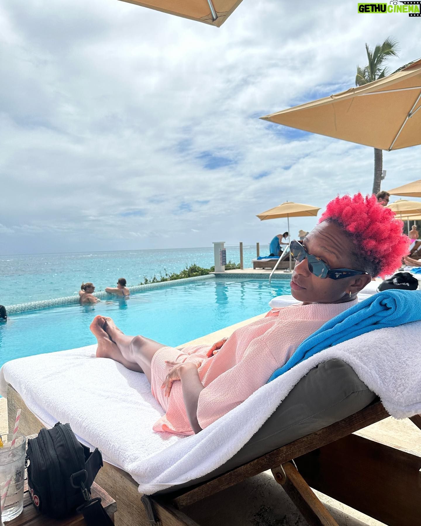 Genesis Lynea - 3 Likes - She’s pink… just incase you didn’t know
Photographer extraordinaire @fijilife