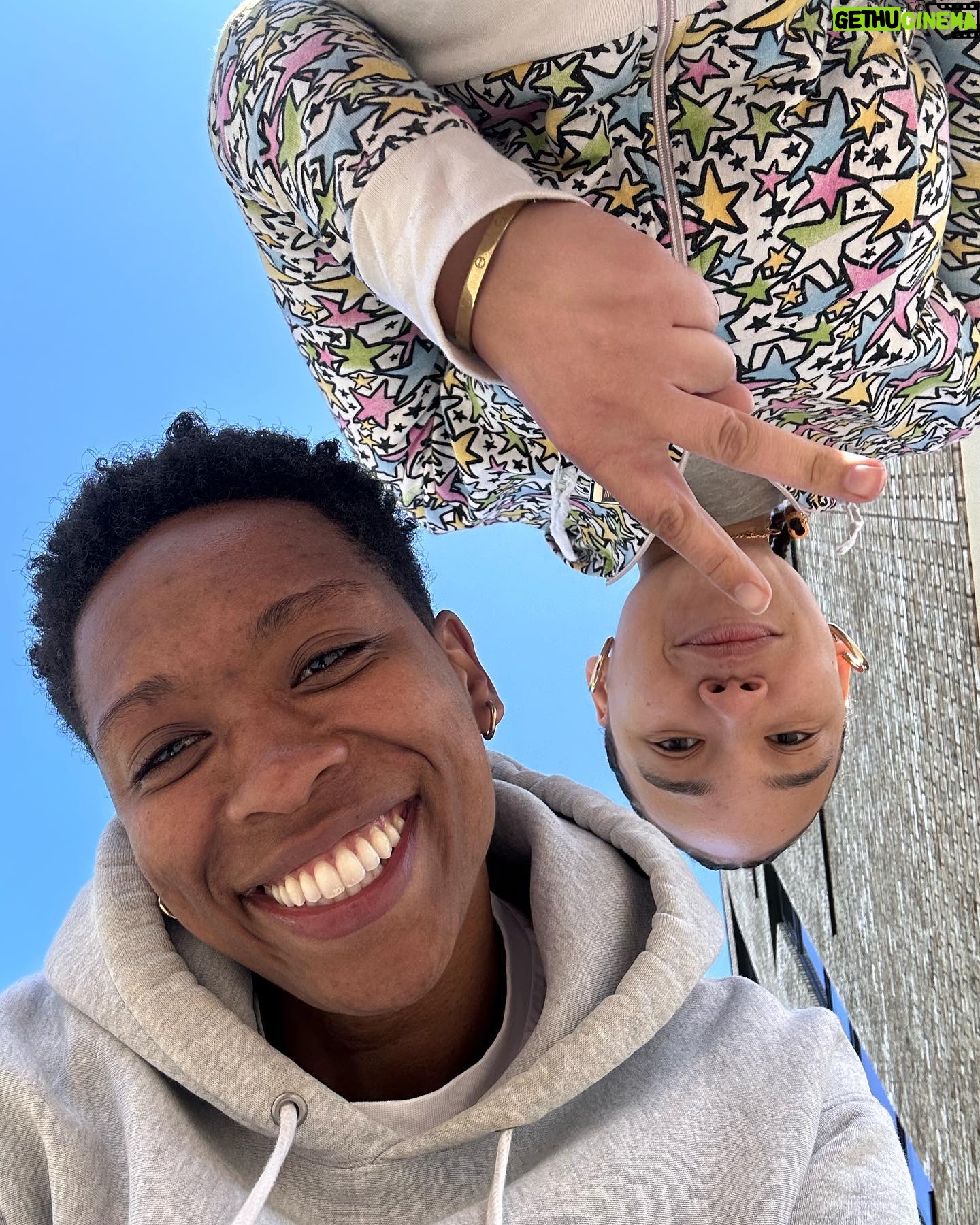 Genesis Lynea - 3 Likes - Black Women are Rising 🤎
This was a massive learning and listening experience. Community empathy community love community 🌱 let’s grow horizontally and not be afraid to talk about Cancer particularly in the black and POC communities
💜 @blackwomenrisinguk @leanneperoofficial
🎭@theatrepeckham
⭐️ @adaoraanwa @layalewis @denisepitter @portobellotom_thisismylife
👀 @simonfrederick @suzann.mclean @naomimbassey @alfiahjade @emmelatiwee @dramatherapist_at_sea @ivery_m @fernandez.baz
Thank You 😊