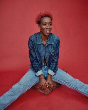 Genesis Lynea Instagram - Food for Thought 🍎

• The Kim Hardy Series •

current carousel of emotions… 

mua @hamdimwarsame 
style @alizeendiaye